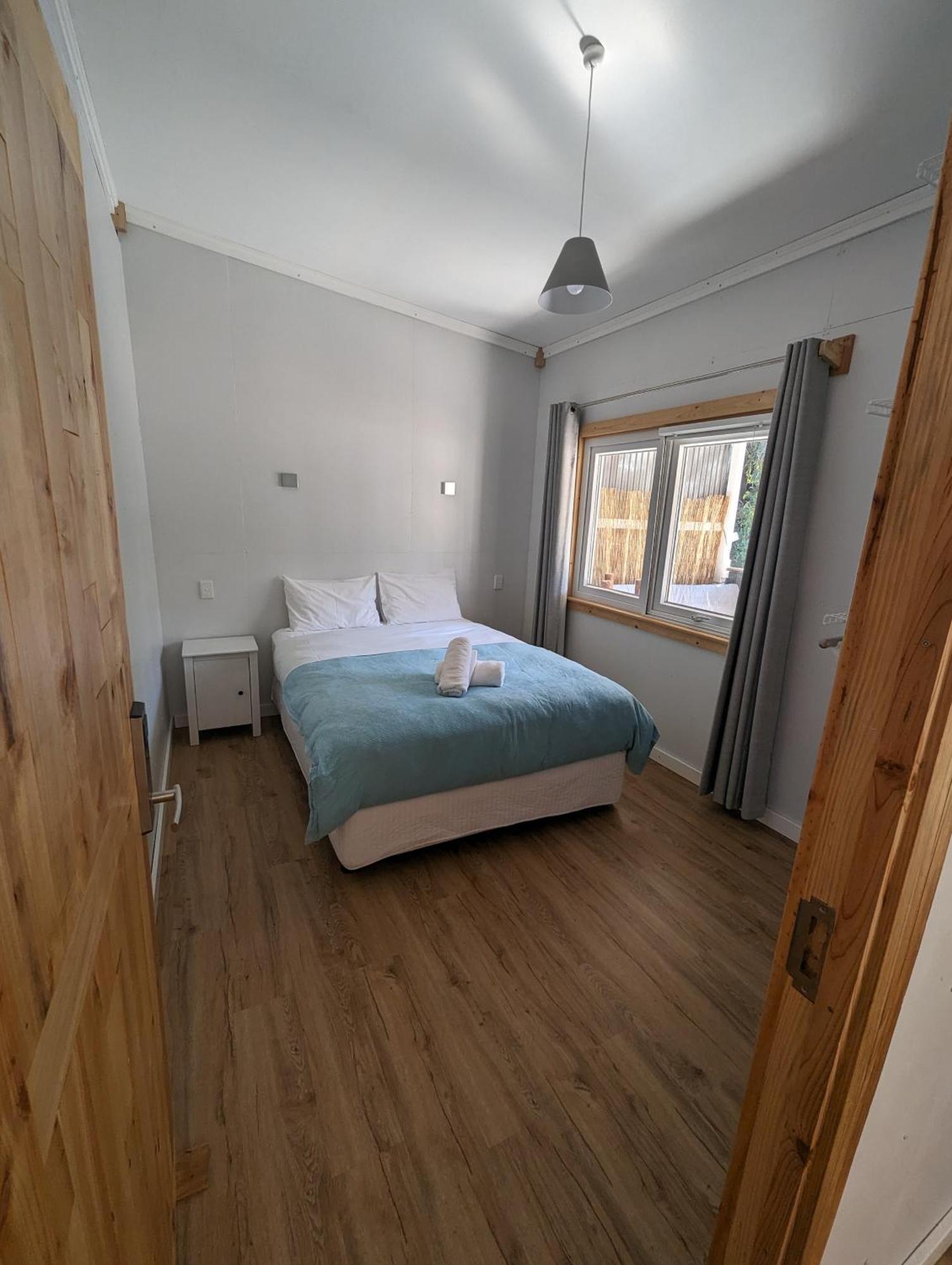 Chalets On Stoneville Redcliffe Ngoại thất bức ảnh